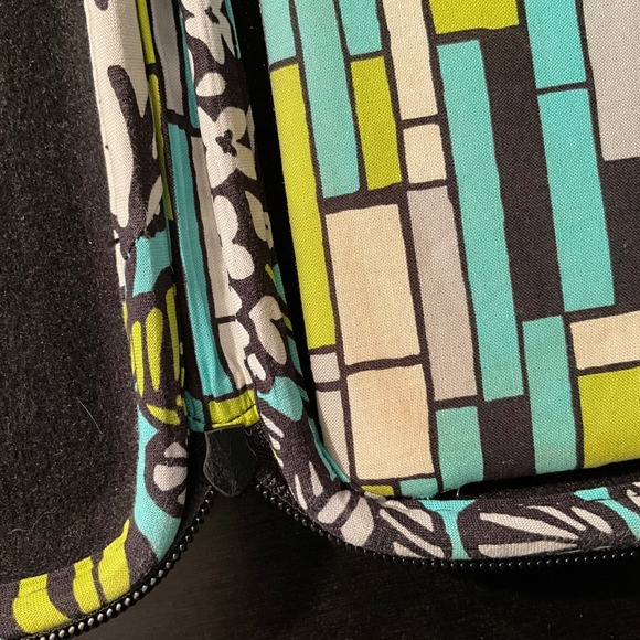 Vera Bradley iPad Or Tablet Cover Case Floral Quilted Zip Closure ISLAND BLOOMS - Picture 5 of 6